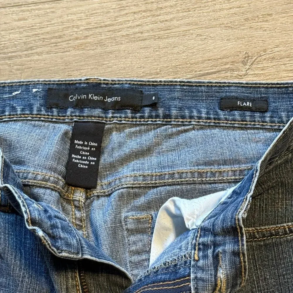 Vintage Y2K Calvin Klein Mid Rise Flare Jeans 90s Mallcore Denim Size 8 - Picture 5 of 9